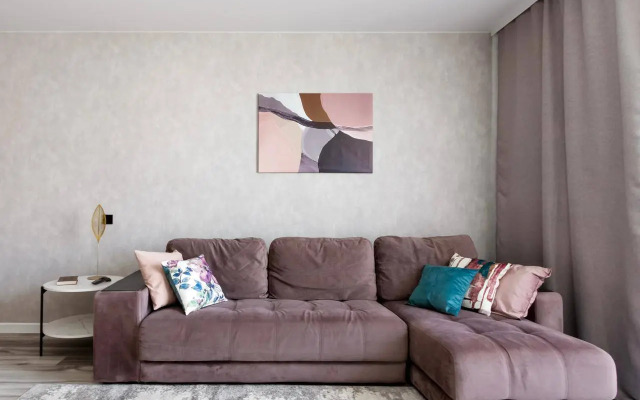 Квартира Уютная 2к на Дуси Ковальчук 248/1