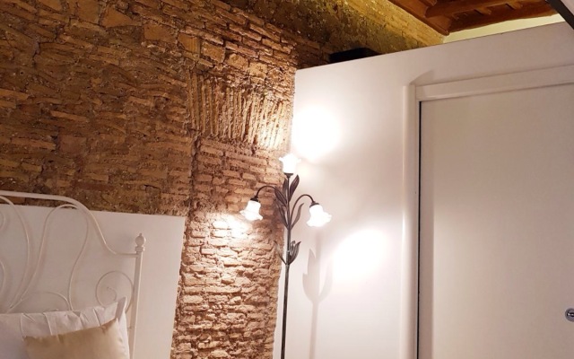 Апартаменты The Ancient Wall