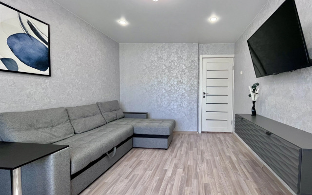 V Solnechnom Flat