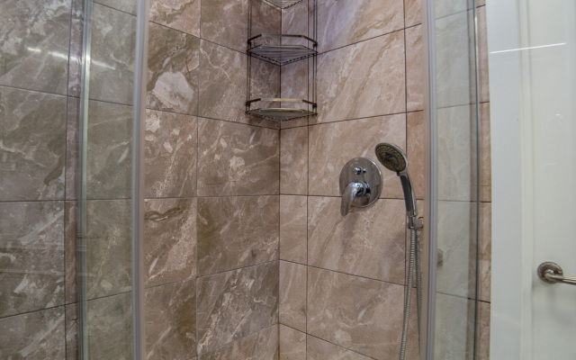 Bratskaya 27k3 Podyezd 2 Apartments