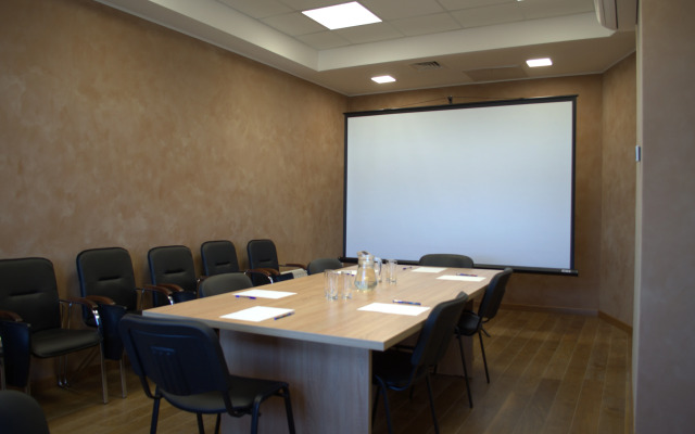 Отель Родники