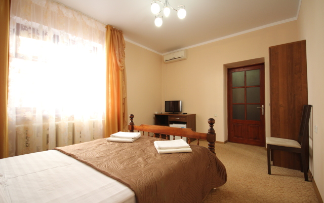 KorMal Guest House