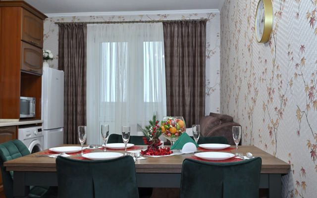 V Tsentre, Na Gagarina Flat