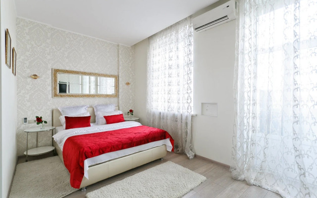 Prospekt Nezavisimosti 43 Apartment