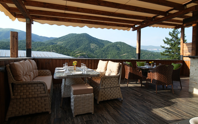 Отель Taniqinn Dilijan Cottages