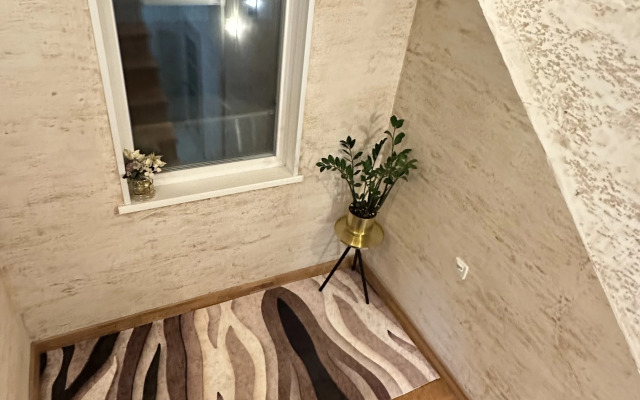 S Prudom Terrasami Dzhakuzi Private House