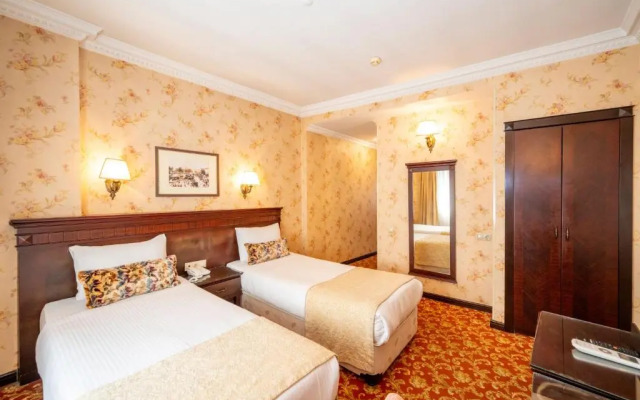 Pera Rose Hotel