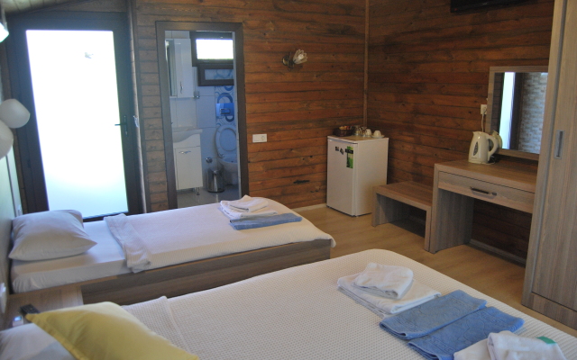 Nuri's Beach Bungalow