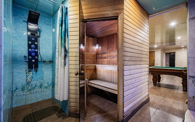 Teply Kottedzh Ryadom S Aeroportom Private house