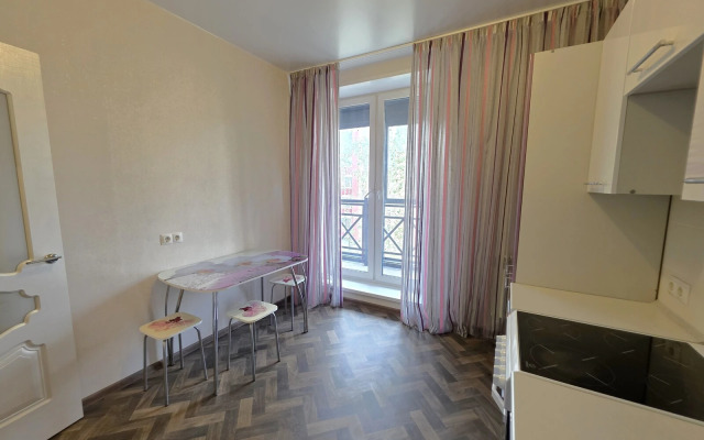 Апартаменты SeveRent на Лесной 37