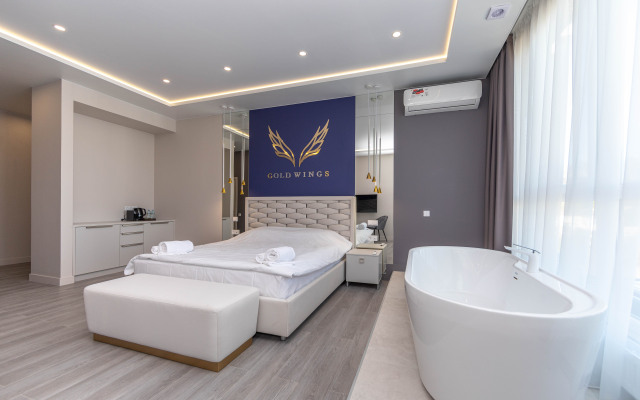 Gold Wings Apartments