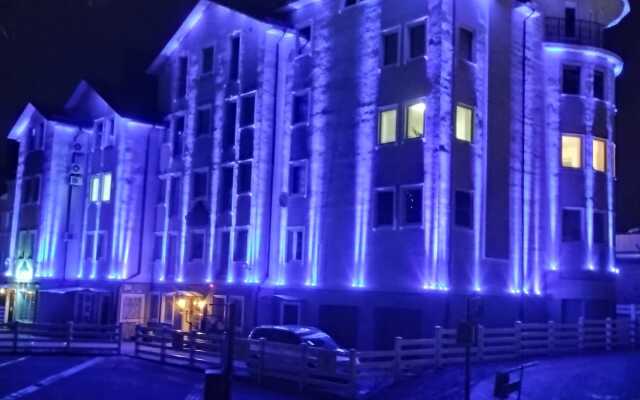 Eksklyuziv Korpusa 2,3 Hotel