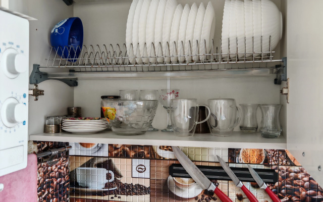 Uyutnaya Svetlaya Kvartira V Serdtse Mostovskogo Flat
