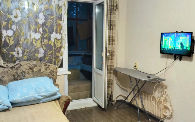 Chuykova 19 Flat