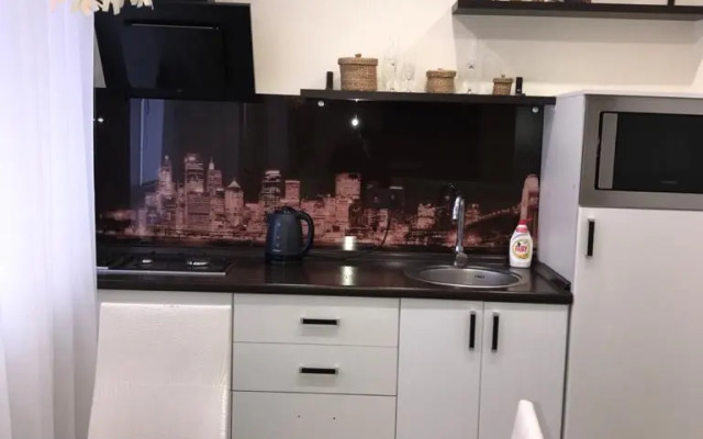 Квартира 13-я Гвардейская центр