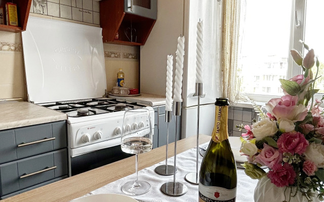 Tryokhkomnatnye Nebesnyy uyut Aparts Apartments