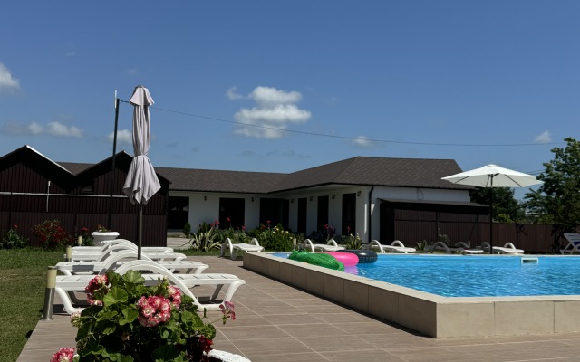 Askar Hotel