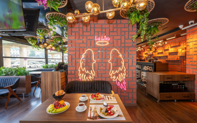 Litros Hotel & Spa