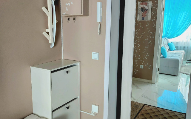 S Vidom na Zakat Rodionova, 19 Flat