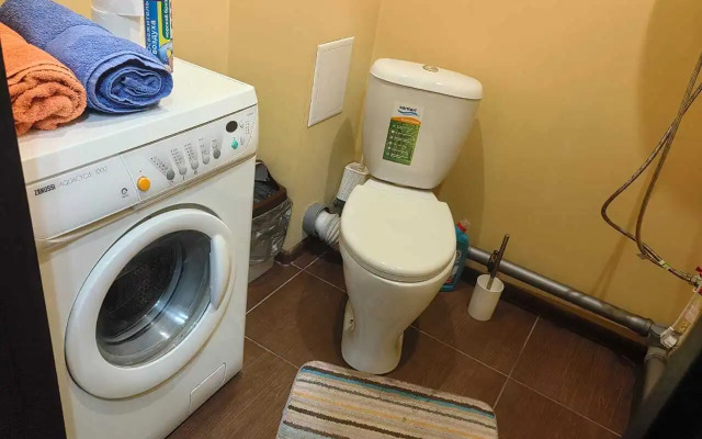 Квартира однокомнатная на Перевёрткина 1/2