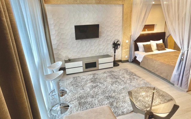 Apartament Wood v Rezidentsii Baykalskiye Kholmy