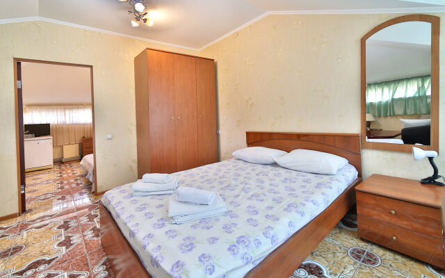 Chernomor Guest House