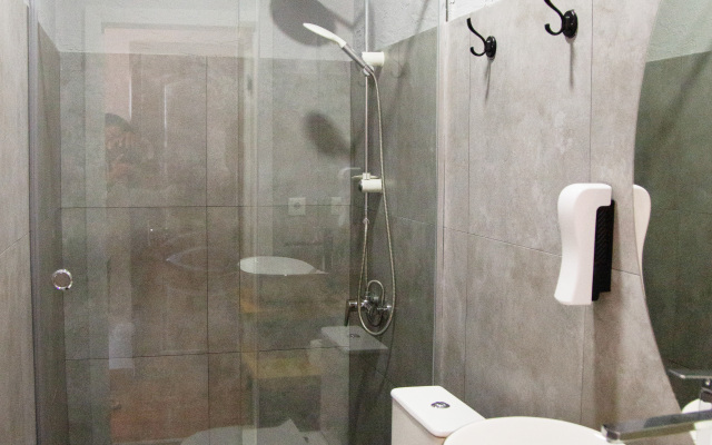 People Guest House