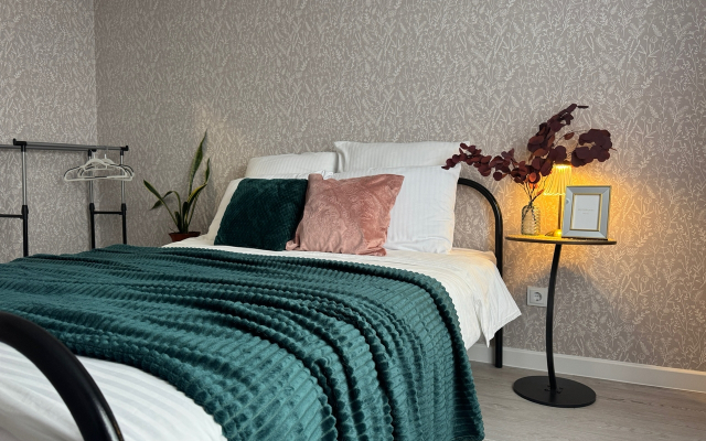 Квартира Уютная двухкомнатная в спальном районе