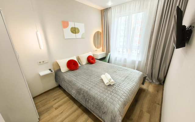 S Vidom Na Les I Naberezhnoy U Doma Flat