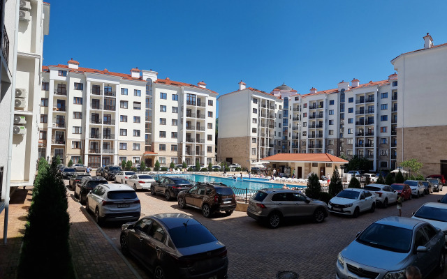 Апартаменты Мира 44 к 1