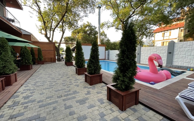 Bryut Hotel