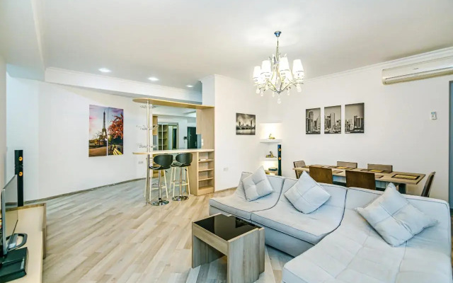 VIP Designed in Nizami Street Apartments