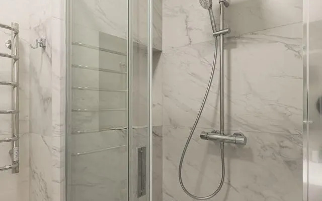 Na Ulitse Drazhinskogo 48 Flat