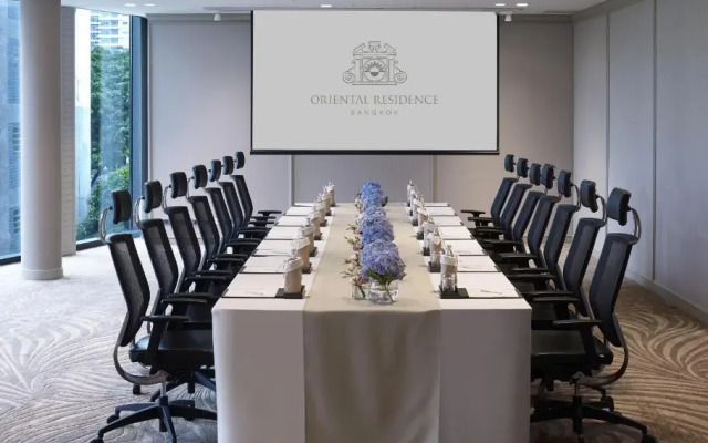 Отель Oriental Residence Bangkok