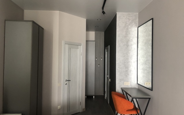 VIP Krasivye Glazki Flat