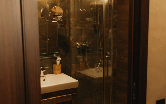 S potryasayuschim vidom na Solnechnoy Doline Apartments