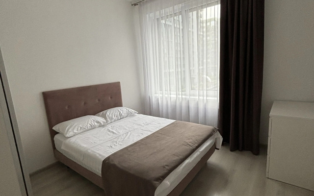 Emerald 3 Apartments