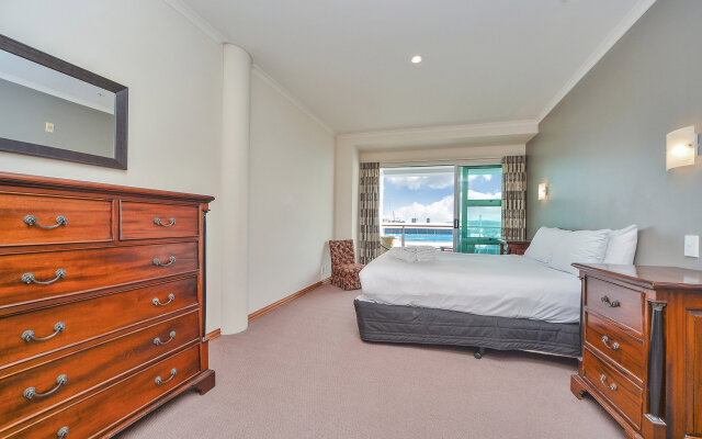 Апартаменты Waterfront Suites in the Heart of Auckland