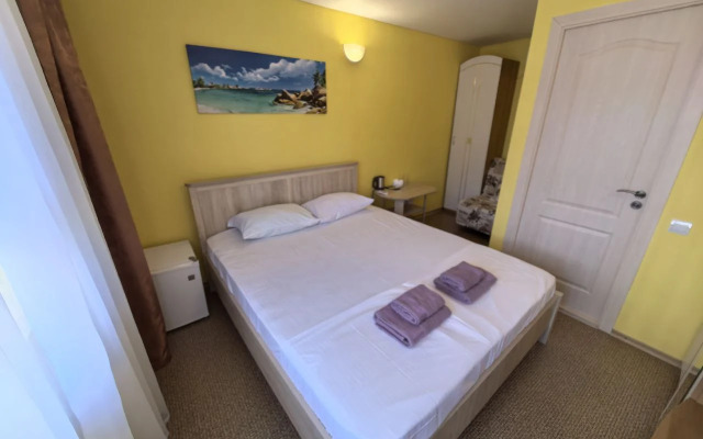 Valencia Guest House
