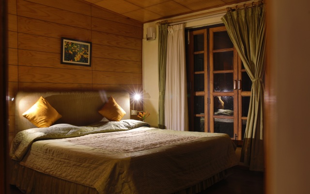 Latitude 29 by The Lake Resort
