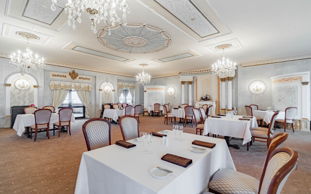 President-Hotel