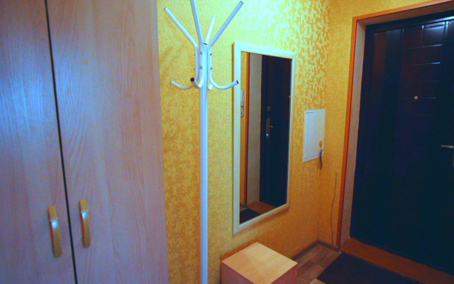 Квартира Двухкомнатная Квартира Около СВВАУЛ и АО ТяжМаш