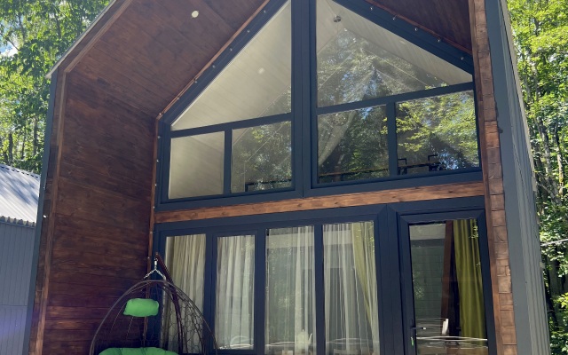 Шале Aishah House