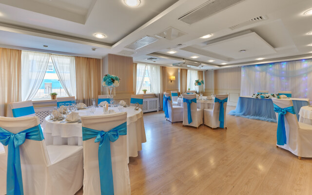 Marins Park Hotel Moskva Prazhskaya Hotel