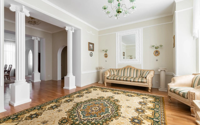 Roskosh na Kutuzovskom Flat