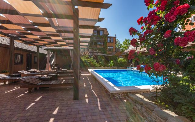 Villa Lyuchiya Guest House
