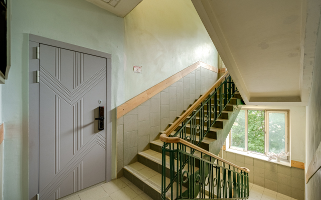 Апартаменты №7 Комфортно и Точка на Азовской 13