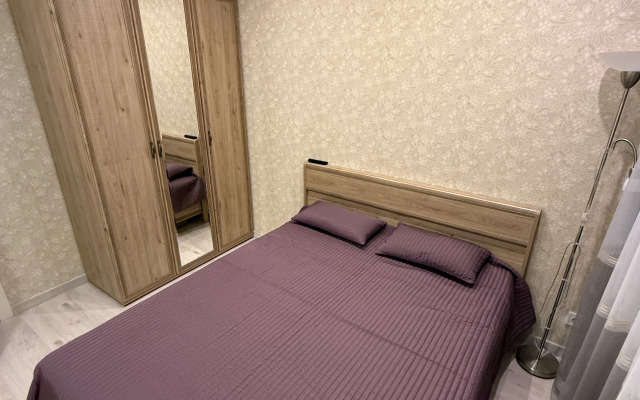 Квартира Уютная двухкомнатная