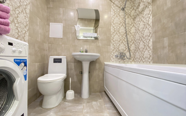 Квартира Right Room на Братьев Луканиных 11