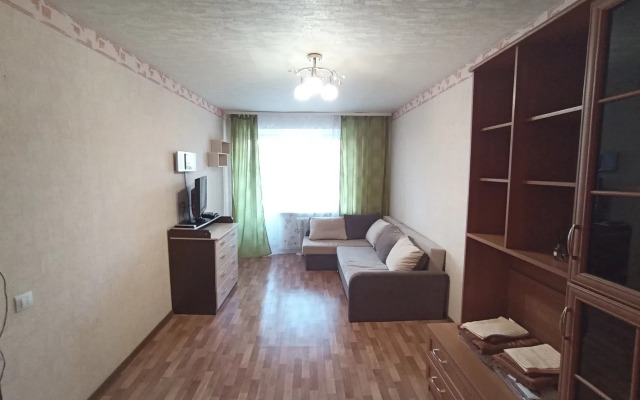 Na Suzdalskom Prospekte 21 Flat